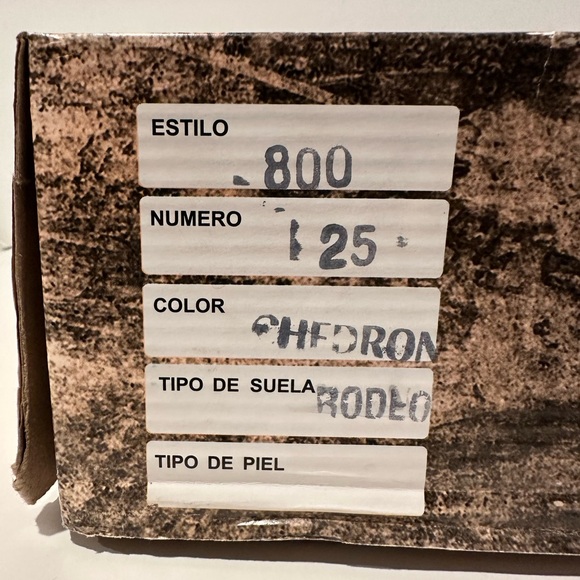 Broncos Western Boots - Picture 10 of 13